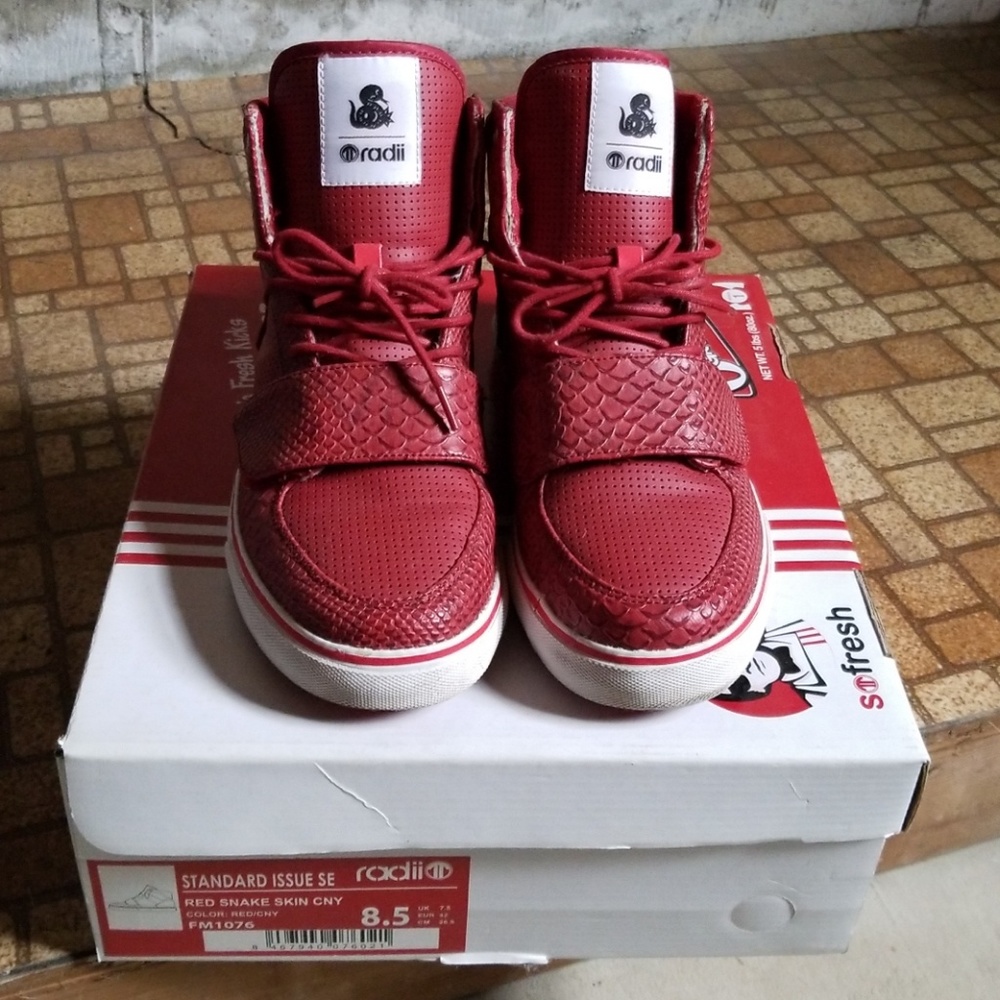Radii sneakers (SHOEBOX NOT INCLUDED)